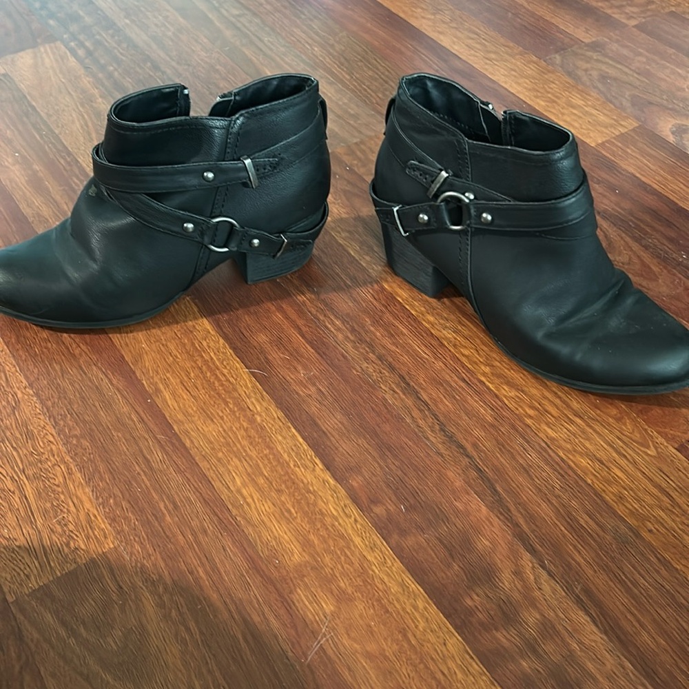 Black bootie heels